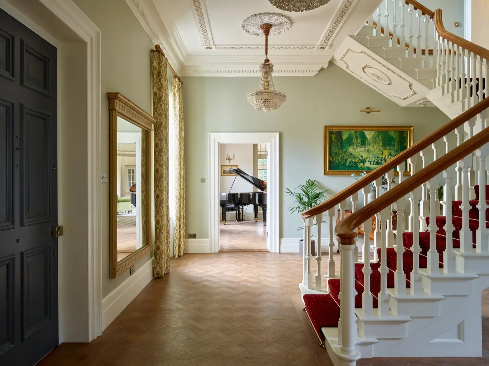 Inside Georgian Mansion