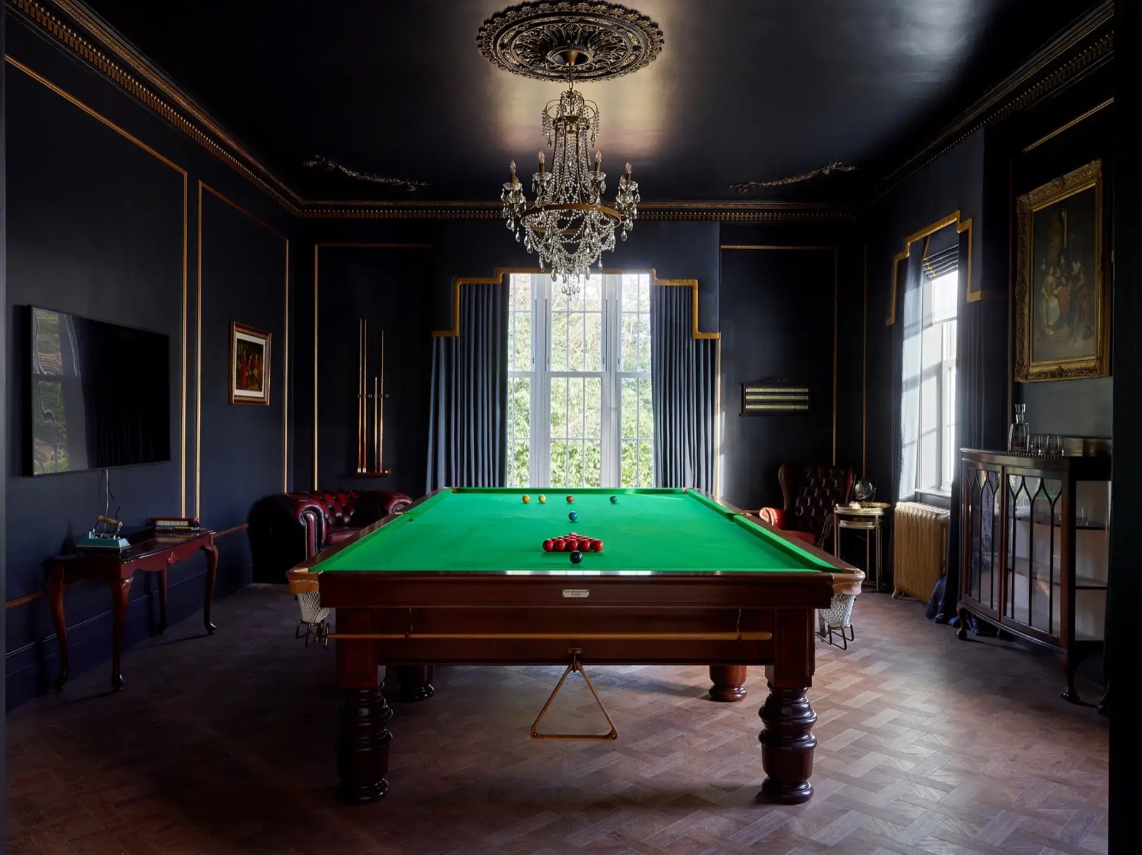 Inside Georgian Mansion